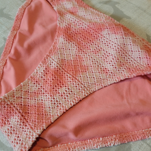 Aerie Swimwear set Pink & White - Picture 2 of 7